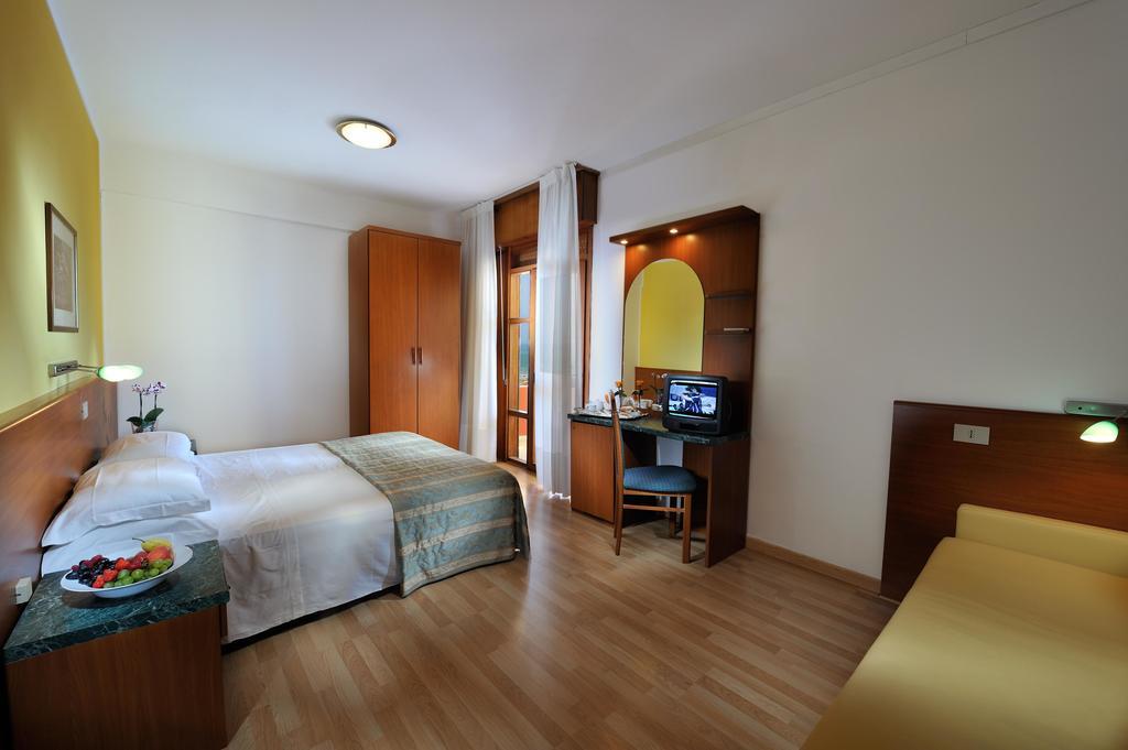 Hotel Bembo บิบิโอเน ภายนอก รูปภาพ